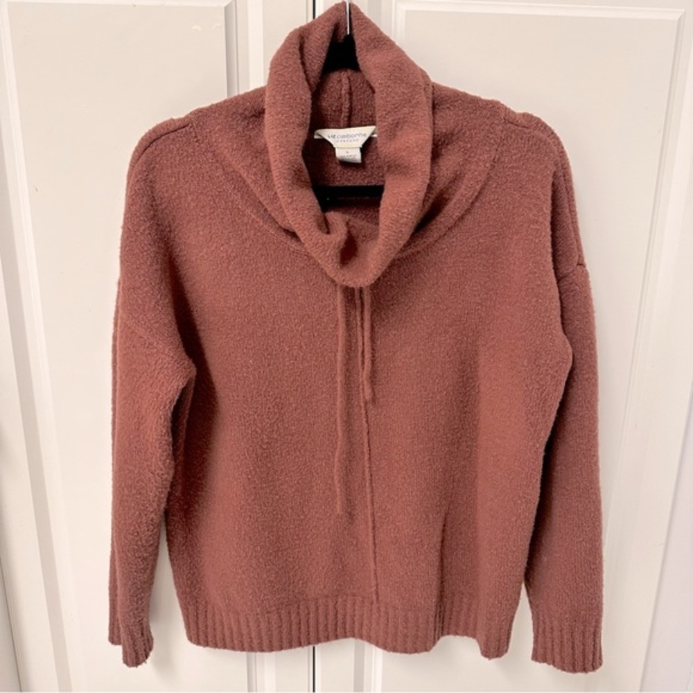 Liz Claiborne women’s high neck mauve rose color pull over long sleeve sweater